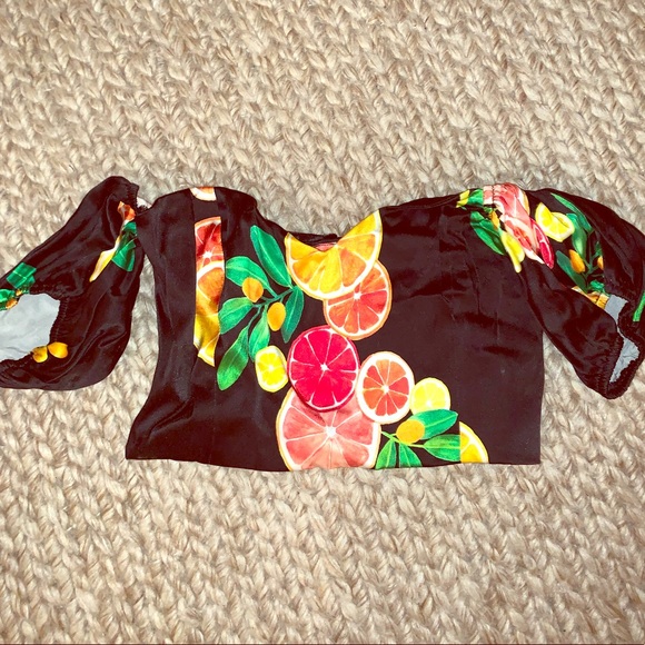 LPA Tops - LPA crop top